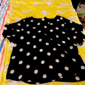 Polka dot black and white top